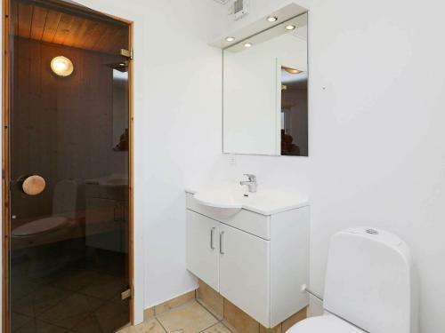 Holiday Home Brenderup Fyn II