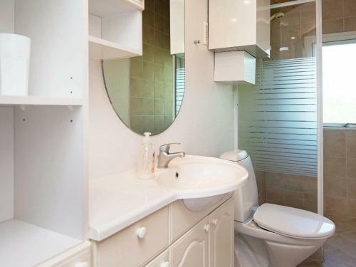 Two-bedroom Holiday Home In Broager 3