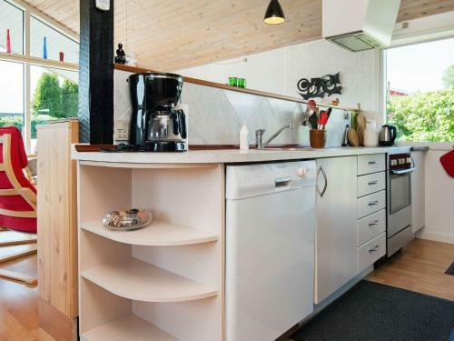 Two-bedroom Holiday Home In Broager 3