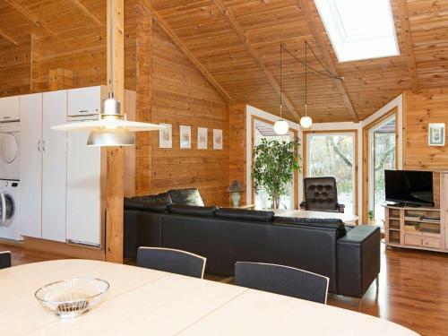 Three-bedroom Holiday Home In Silkeborg 1