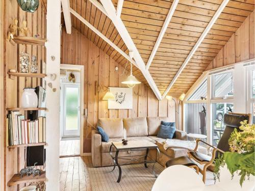 Two-bedroom Holiday Home In Dannemare
