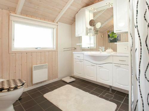 Holiday Home Lille Strandstr�de