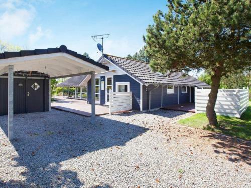 Holiday Home Lille Strandstr�de