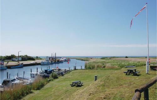 Holiday Home L�vstr�de