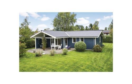 Four-bedroom Holiday Home In Dronningmolle