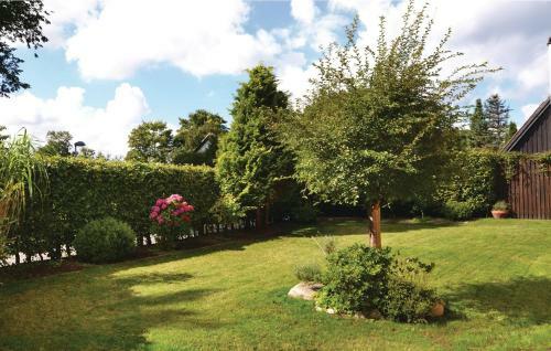 Three-bedroom Holiday Home In Dronningmolle
