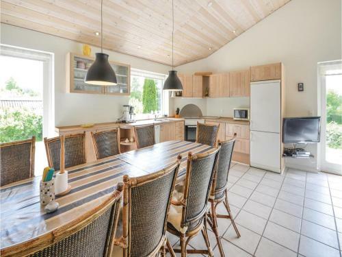 Four-bedroom Holiday Home In Ebeltoft
