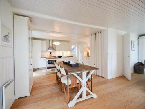Two-bedroom Holiday Home In Ebeltoft