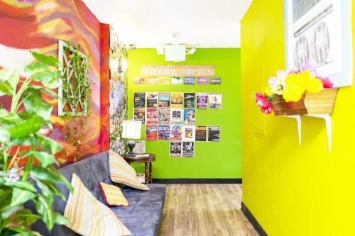 Ith Zoo Hostel San Diego