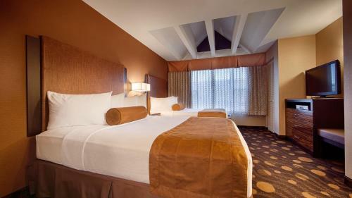 Best Western Plus Suites Hotel Coronado Island