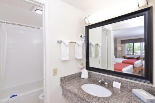 Hotel Best Western Golden Triangle Inn