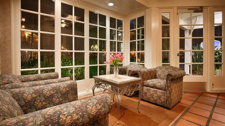 Hotel Best Western Lamplighter Inn & Suites