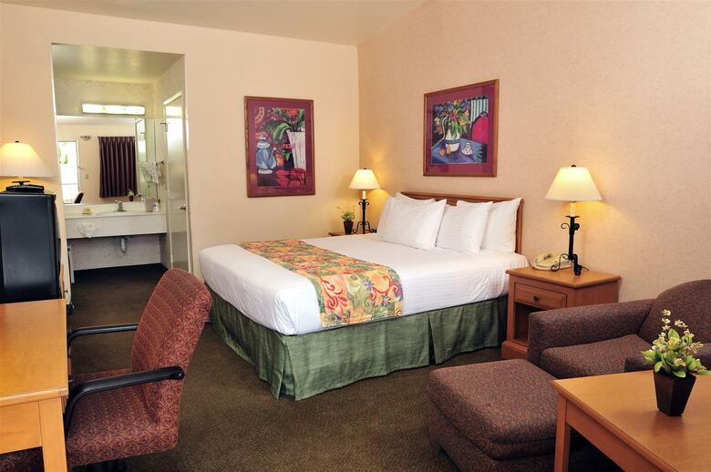 Hotel Best Western Lamplighter Inn & Suites