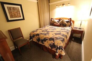 Hotel Gaslamp Plaza Suites