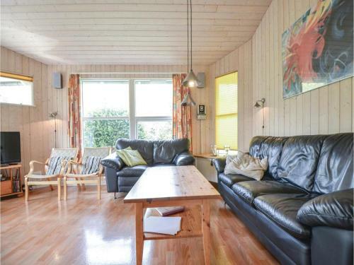 Holiday Home B�kholmen Ebeltoft V