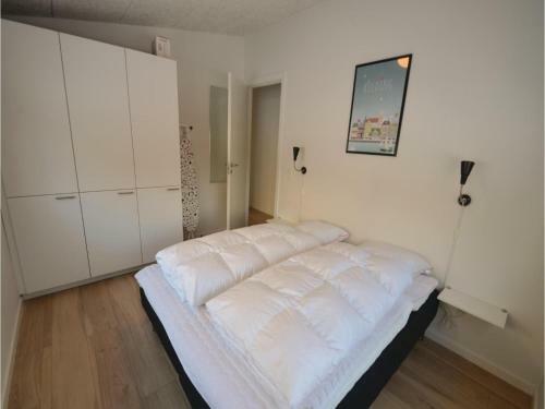 Holiday Home Handrup Strand With Shower