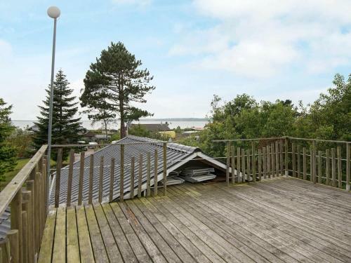 Three-bedroom Holiday Home In Reksteren