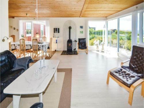 Holiday Home Sardinvej