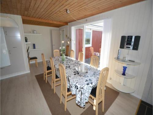 Holiday Home Sardinvej