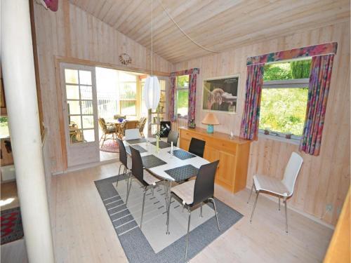 Holiday Home Kl�vervej Ebeltoft I