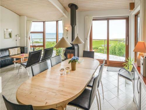Four-bedroom Holiday Home In Ebeltoft