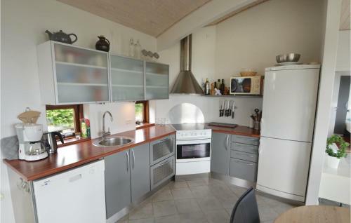 Four-bedroom Holiday Home In Ebeltoft