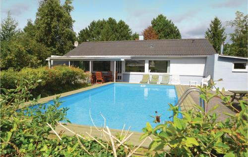 Holiday Home �reflippen