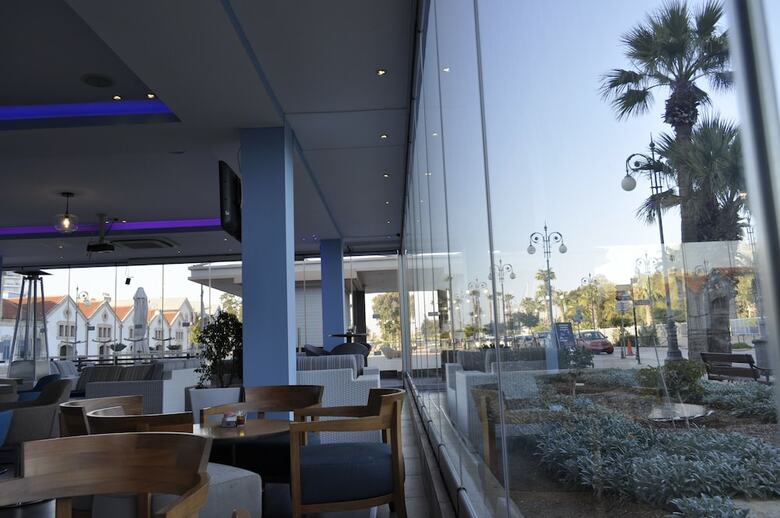 Sun Hall Hotel