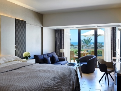 Four Seasons Hotel