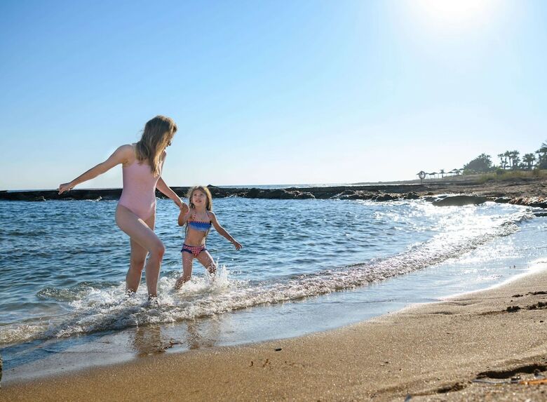 Hotel Constantinou Bros Athena Beach
