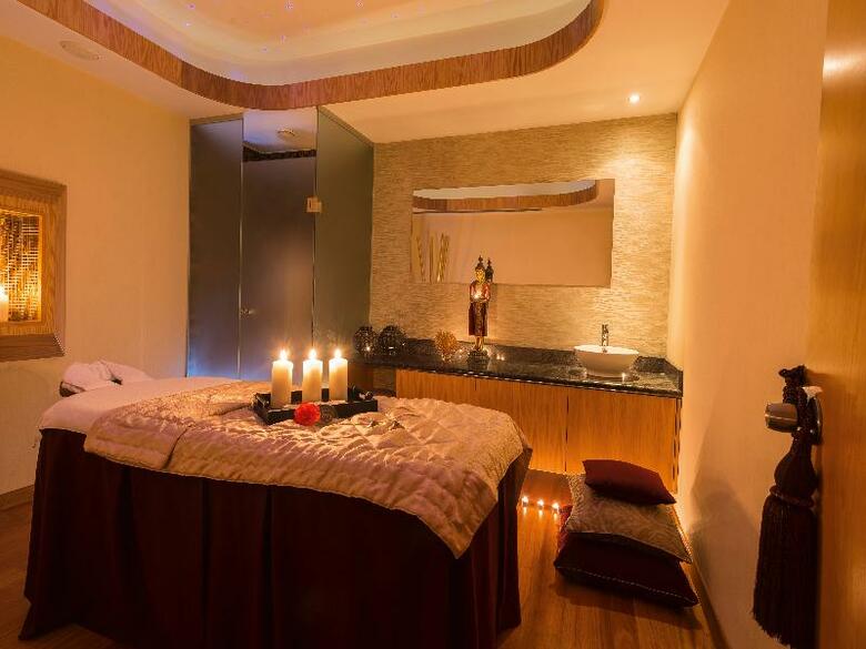 Hotel Constantinou Bros Athena Beach