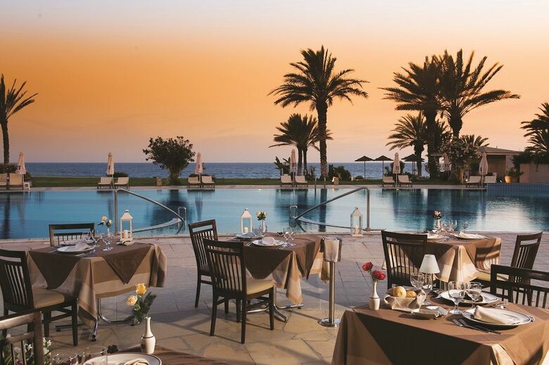 Hotel Constantinou Bros Athena Beach