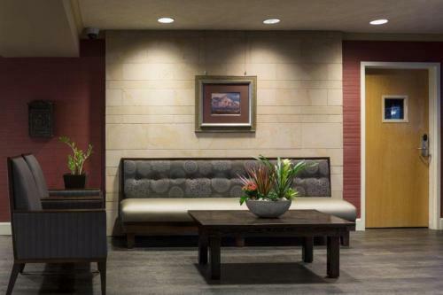 Hotel University Guest House & Conference Center