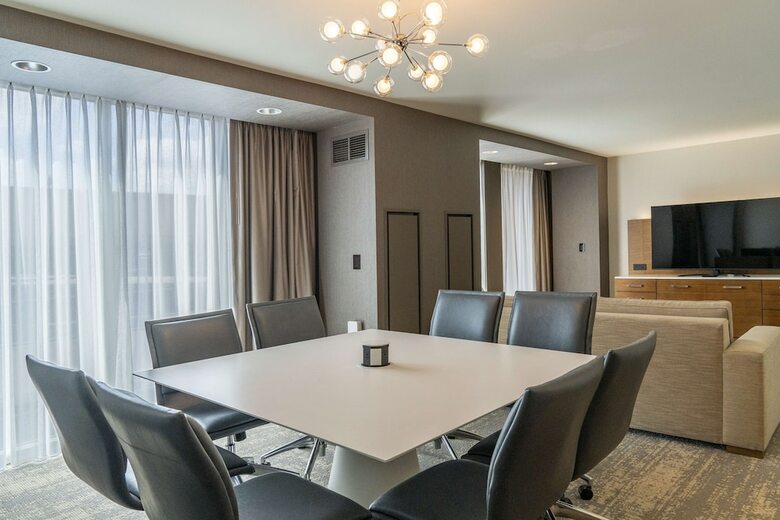 Hotel Hilton Columbus Downtown
