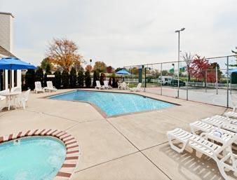Hawthorn Suites Hotel Columbus North