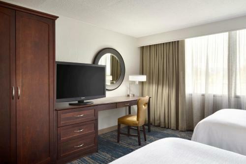 Hotel Embassy Suites Columbus