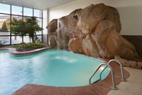 Hotel Embassy Suites Columbus