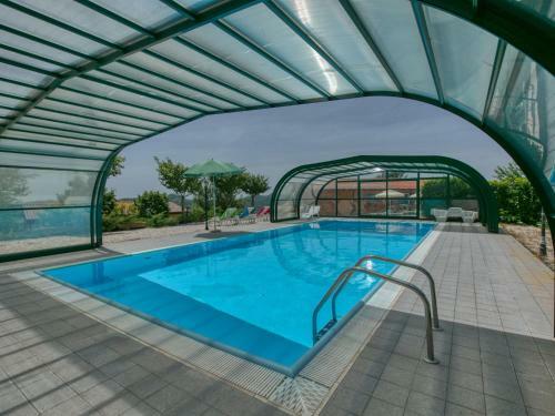 Cozy Farmhouse In Apecchio With Jacuzzi
