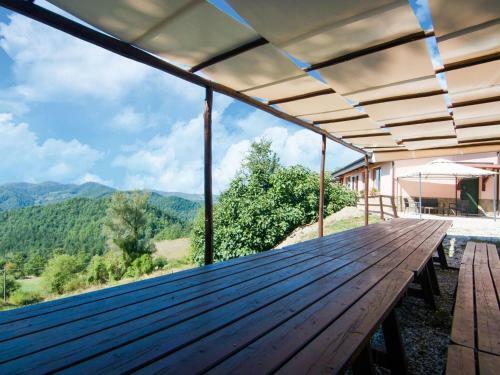 Cozy Farmhouse In Apecchio With Jacuzzi