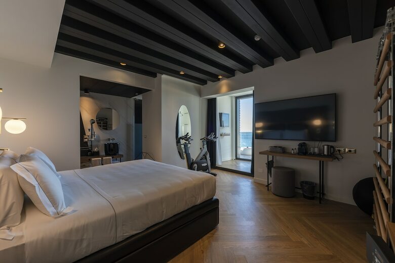 Maisonme Boutique Hotel