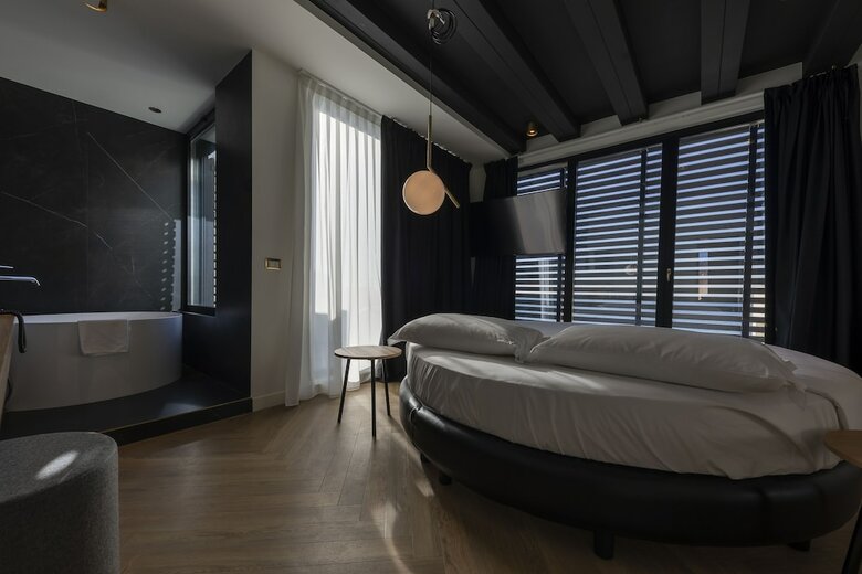 Maisonme Boutique Hotel
