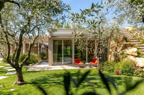 Bed & Breakfast San Colombano Suites
