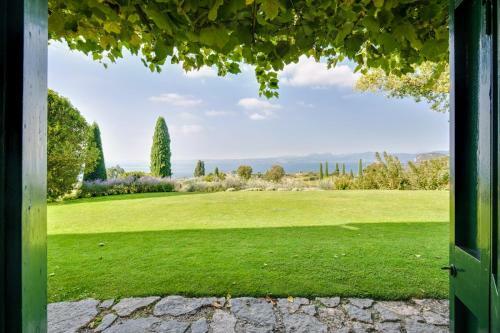 Contra' Casetta Villa Sleeps 10 Pool Wifi