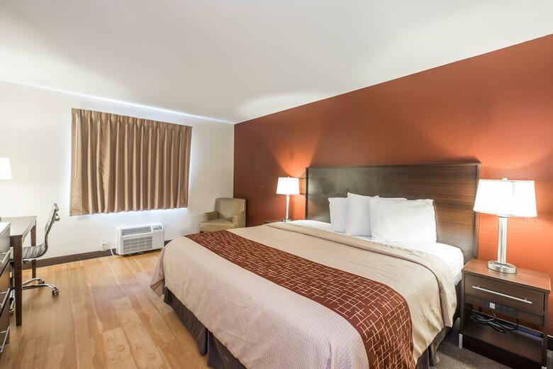 Hotel Red Roof Inn Columbus North - Ohio State Fairgrounds