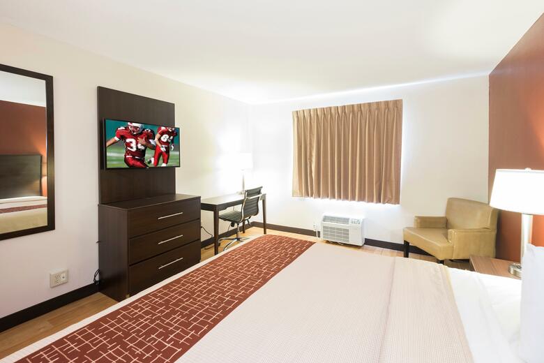 Hotel Red Roof Inn Columbus North - Ohio State Fairgrounds