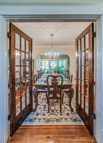 Daisy Hill Bed And Breakfast