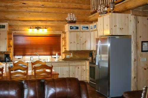 Anchor Point Captain Cook Lodge