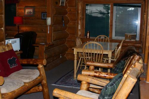 Lodge Moose Cabin