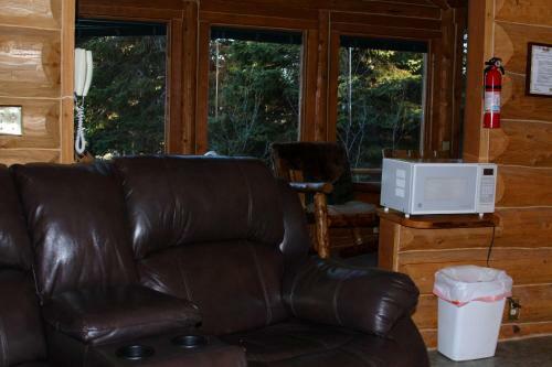 Lodge Moose Cabin