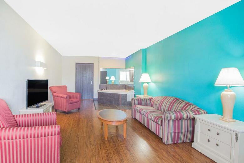 Motel Travelodge - Willoughby